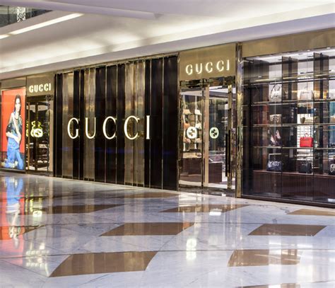 gucci store location in india